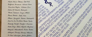 persone con una bella calligrafia